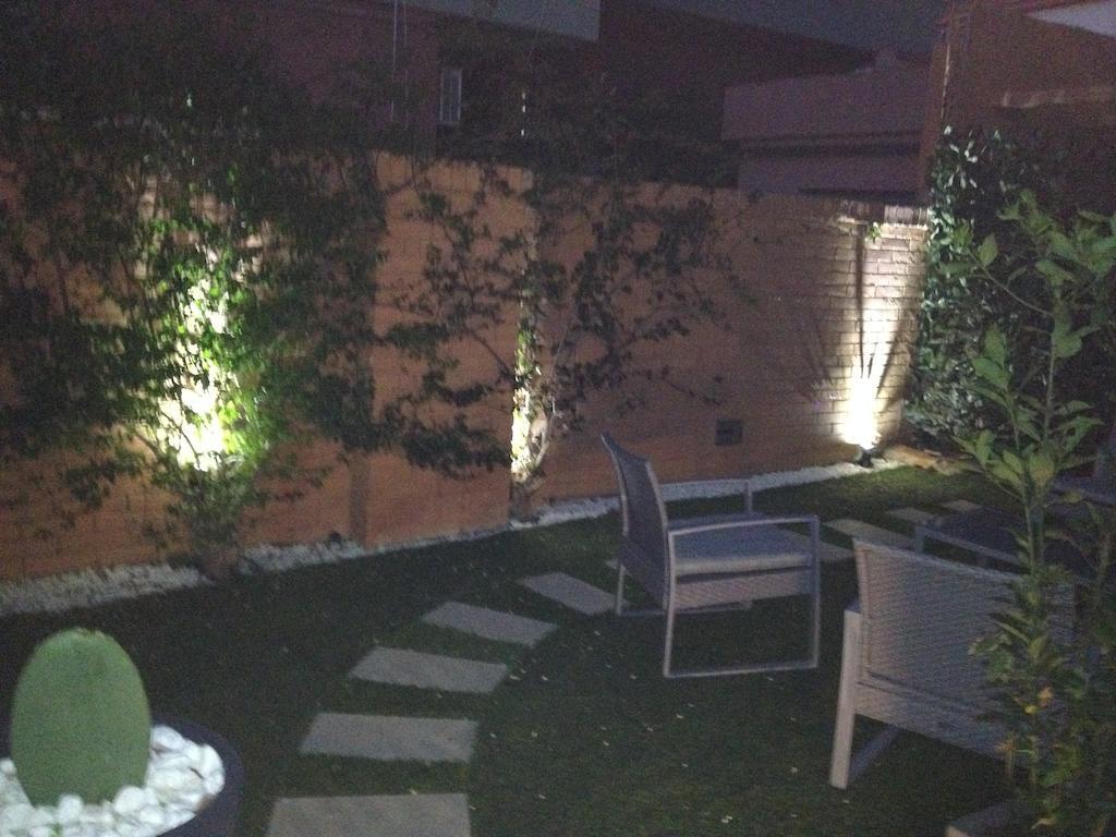 B&Beach Cagliari Guest House מראה חיצוני תמונה