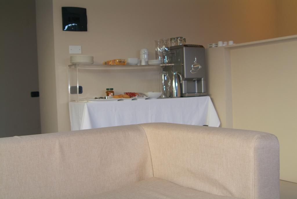 B&Beach Cagliari Guest House מראה חיצוני תמונה