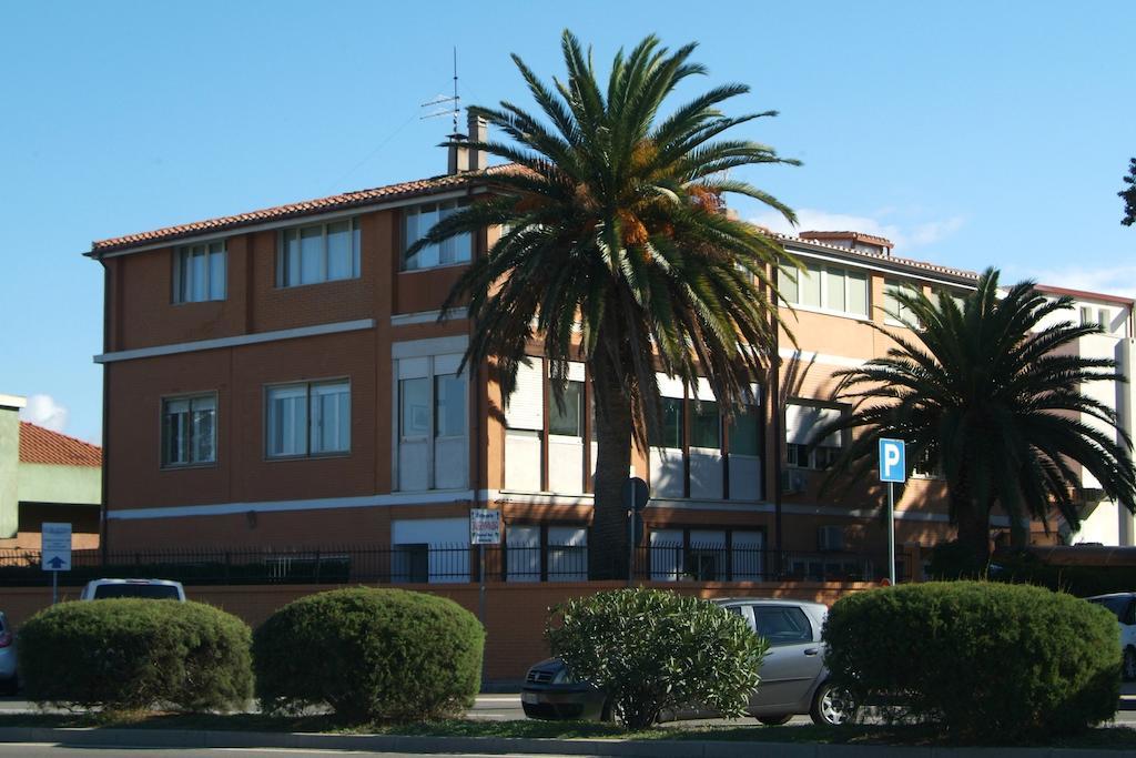 B&Beach Cagliari Guest House מראה חיצוני תמונה