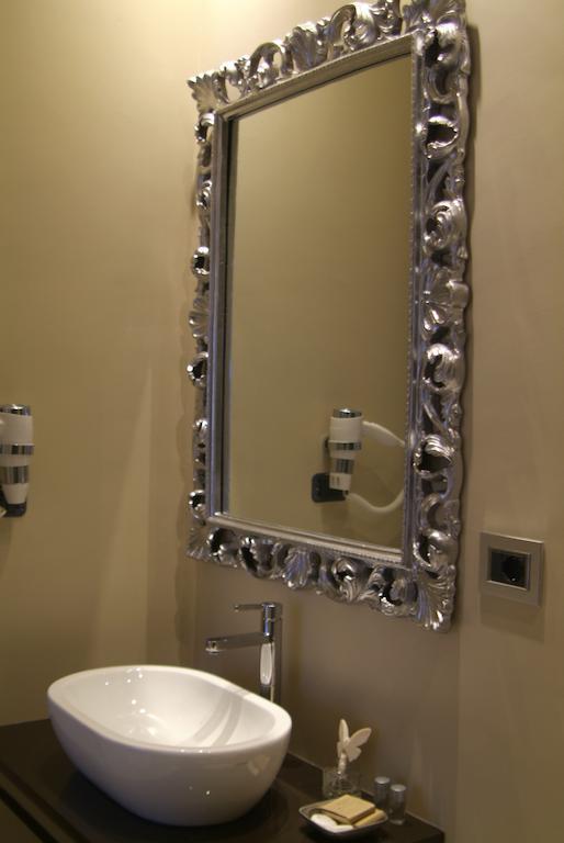 B&Beach Cagliari Guest House חדר תמונה